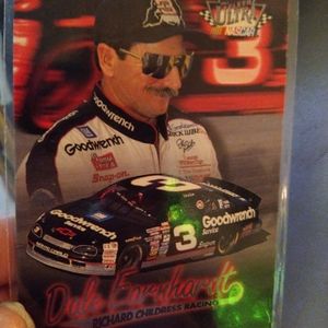 🟢BOGO🟢 Dale Earnhardt Fleer Ultra Card